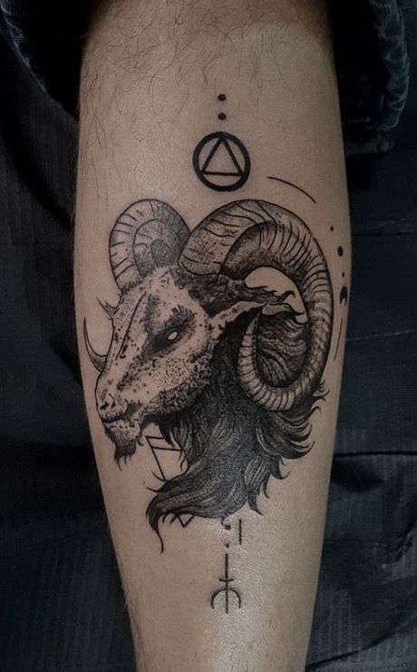 những kiểu xăm ấn tượng cho người sinh năm Mùi bắt mắt với kiểu tattoo cho người tuổi Mùi