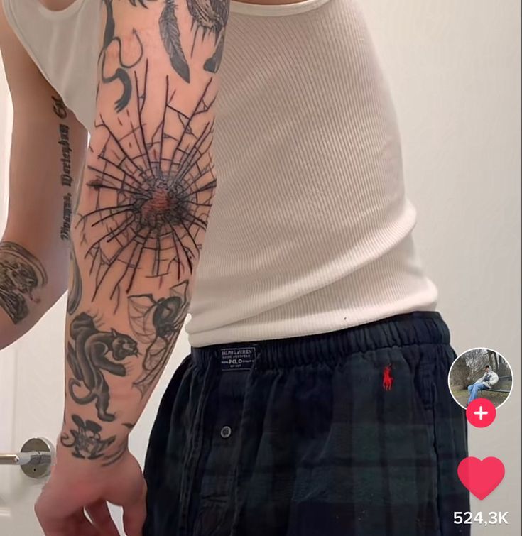 tattoo mạng nhện ở tay cho nam tattoo mạng nhện ở tay cho nam