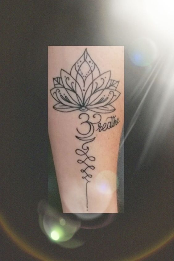 ý tưởng tattoo hình hoa sen đơn giản mà tôn nghiêm ý tưởng tattoo hình hoa sen đơn giản mà tôn nghiêm