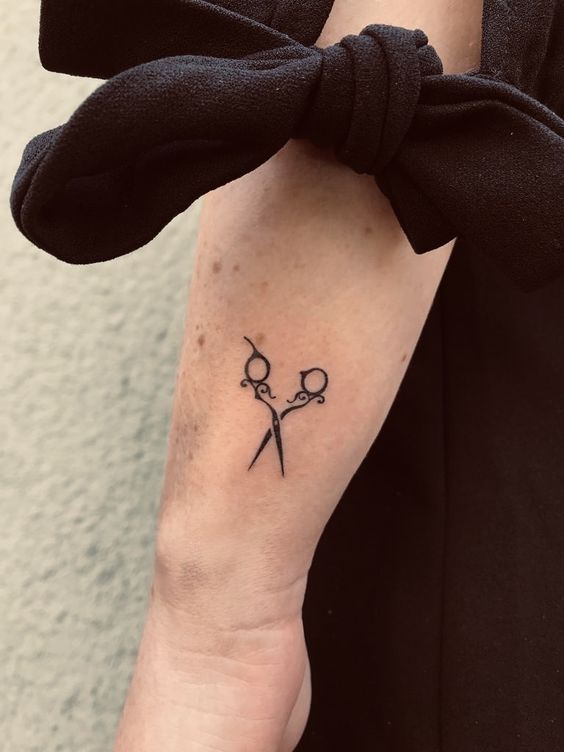 tattoo cây kéo đơn giản cho thợ cắt tóc tattoo cây kéo đơn giản cho thợ cắt tóc