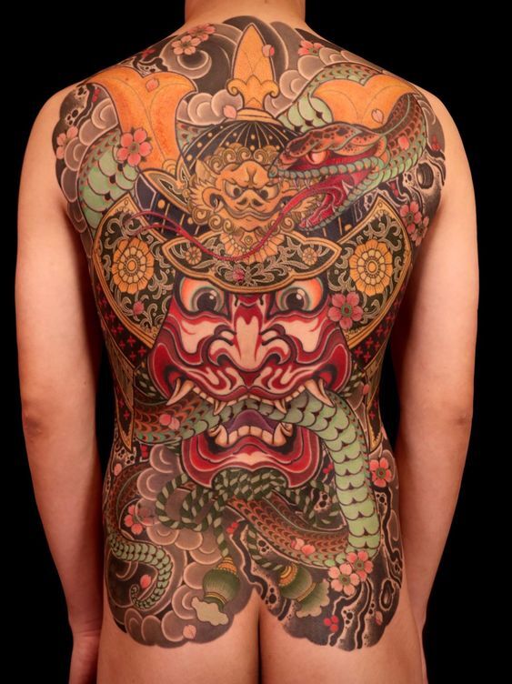 tattoo mặt quỷ và rắn kín lưng phong cách nhật cổ tattoo mặt quỷ và rắn kín lưng phong cách nhật cổ