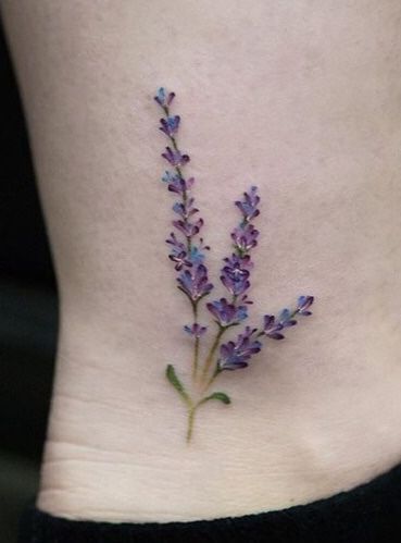 mẫu tattoo cành lavender ở cổ chân ý nghĩa