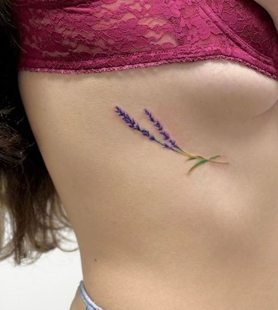 thiết kế mẫu hoa oải hương đơn giản cho khách nữ