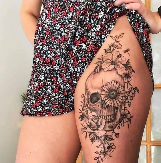 thể hiện sự cá tính với mẫu tattoo trên đùi