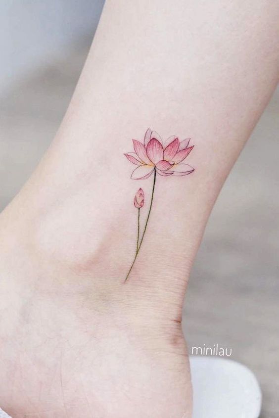 hình xăm hoa màu nhẹ nhàng ở cổ chân hình xăm hoa màu nhẹ nhàng ở cổ chân