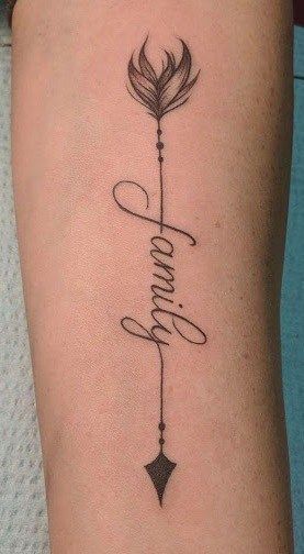 tattoo hình mũi tên biểu tượng sự cố gắng cho nữ
