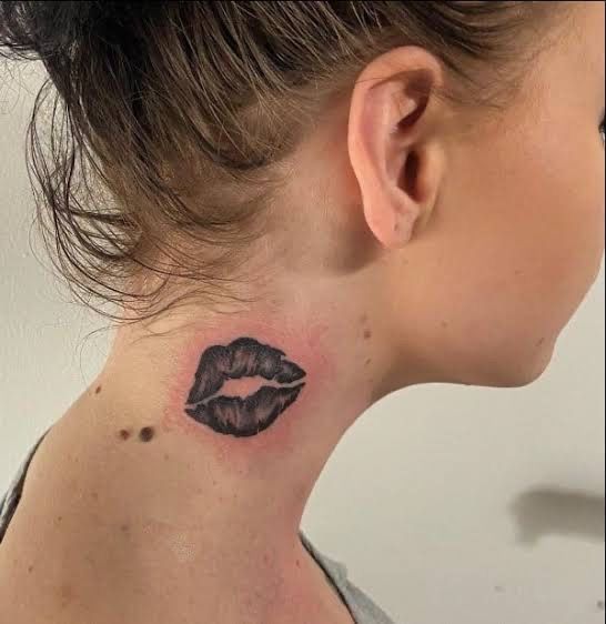 Khám phá 100+ hình xăm đôi môi quyến rũ và ấn tượng - Genztattoo