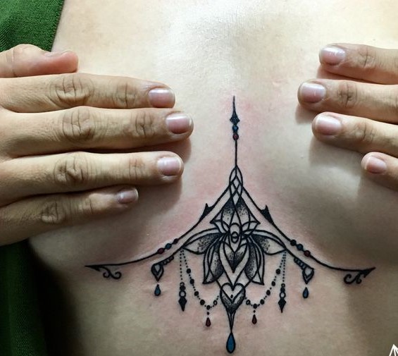 Top 300+ hình xăm khe ngực siêu đẹp và ấn tượng - Genztattoo