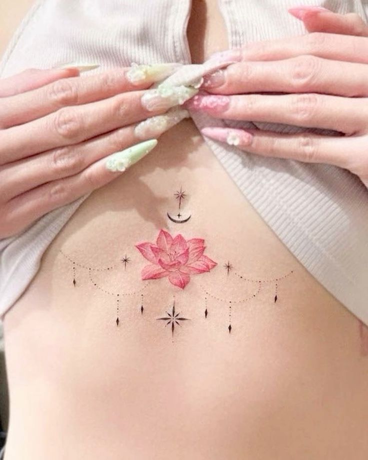 Top 300+ hình xăm khe ngực siêu đẹp và ấn tượng - Genztattoo