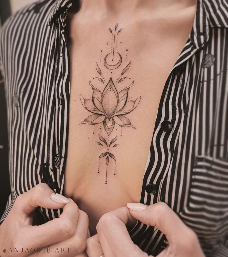 Top 300+ hình xăm khe ngực siêu đẹp và ấn tượng - Genztattoo