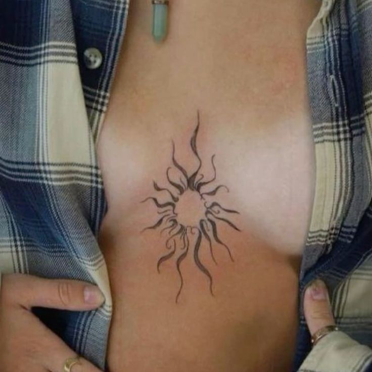 Top 300+ hình xăm khe ngực siêu đẹp và ấn tượng - Genztattoo