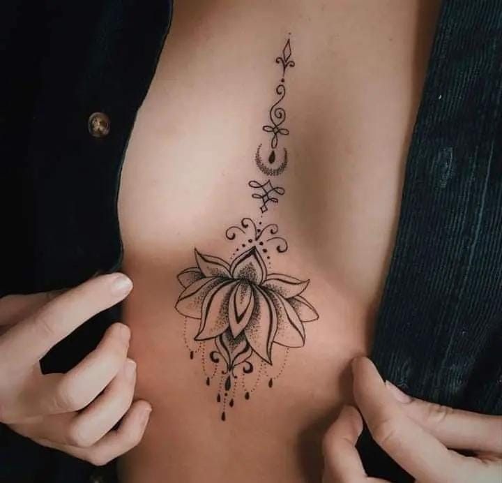 Top 300+ hình xăm khe ngực siêu đẹp và ấn tượng - Genztattoo