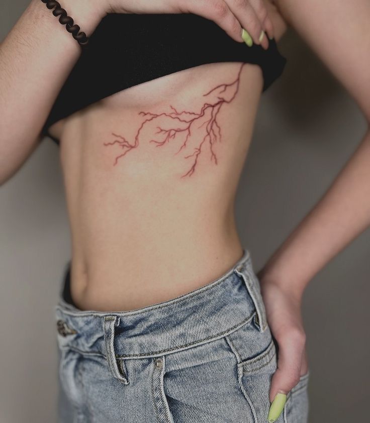 tia sét Hơn 200 mẫu hình xăm mạn sườn để anh chị em tham khảo - Genztattoo