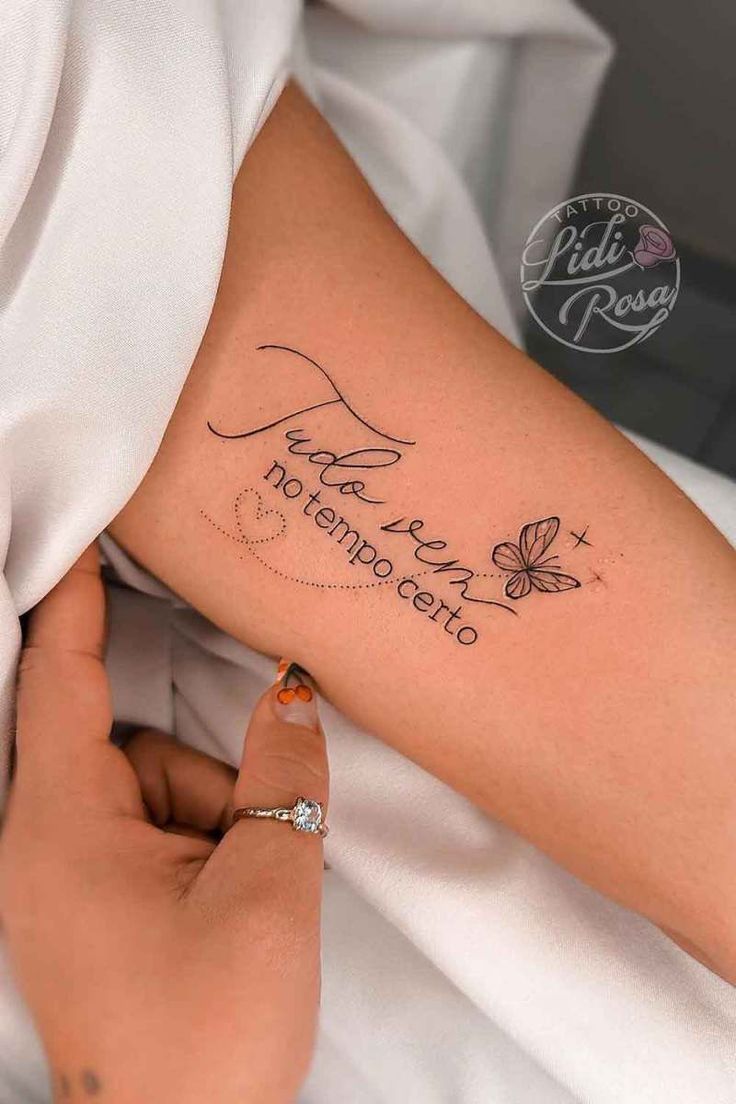 Tổng hợp 666+ hình xăm chữ ở bắp tay đẹp, độc đáo - Genztattoo