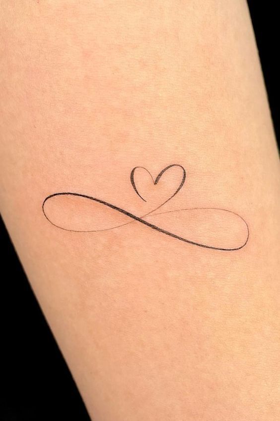 hình xăm mini vô cực trái tim đơn giản nhất