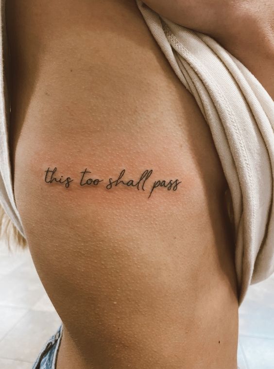tattoo mạn sườn mẫu chữ đơn giản