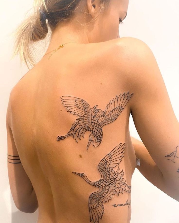 tattoo con hạc ở bên lưng cực chất tattoo con hạc ở bên lưng cực chất