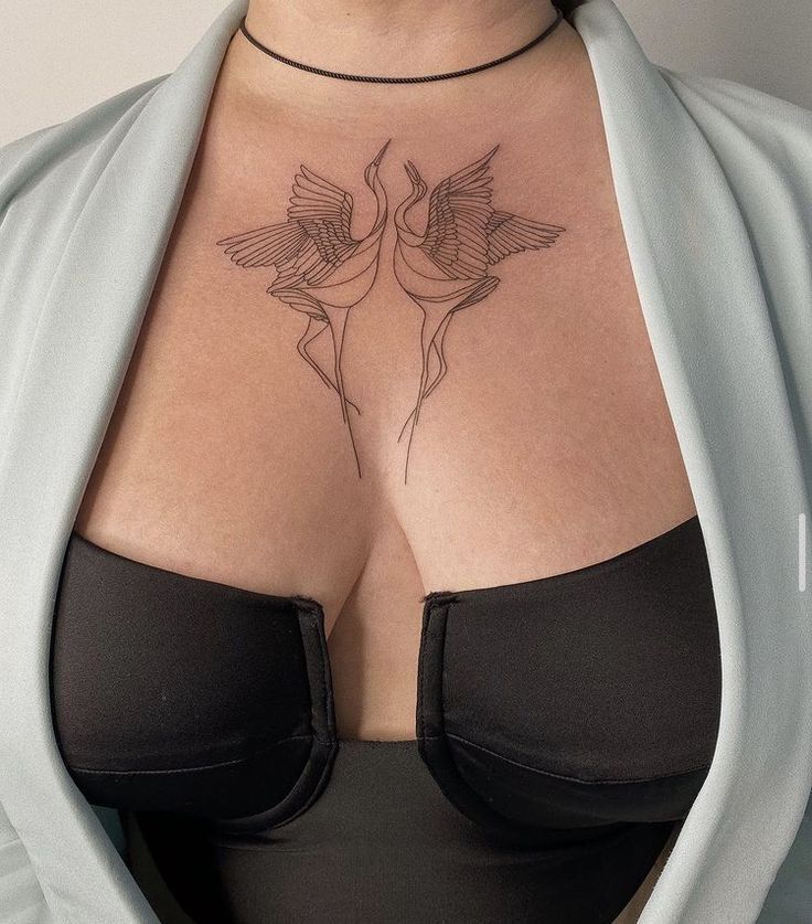 tattoo đôi hạc cực đẹp ở ngực tattoo đôi hạc cực đẹp ở ngực