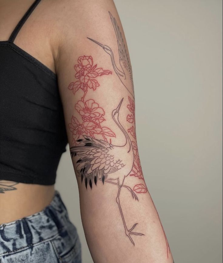 kiểu tattoo con hạc cực chất ở bắp tay kiểu tattoo con hạc cực chất ở bắp tay