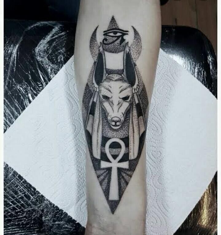 hình xăm anubis đen trắng cực đơn giản hình xăm anubis đen trắng cực đơn giản