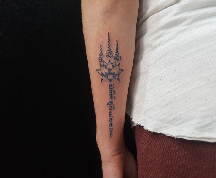 Thiết kế hình xăm Khmer ở cẳng tay sau Top 444+ hình xăm chữ Khmer cho người thích độc lạ - Genztattoo