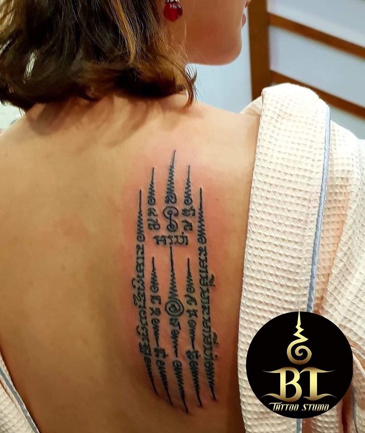 hình xăm khmer siêu đẹp ở lưng Top 444+ hình xăm chữ Khmer cho người thích độc lạ - Genztattoo