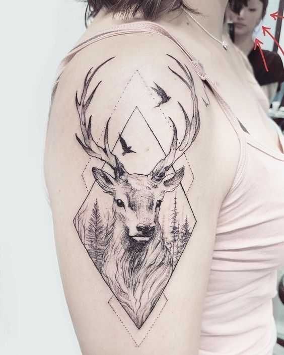 kiểu tattoo con hươu với cặp sừng đồ sộ kiểu tattoo con hươu với cặp sừng đồ sộ