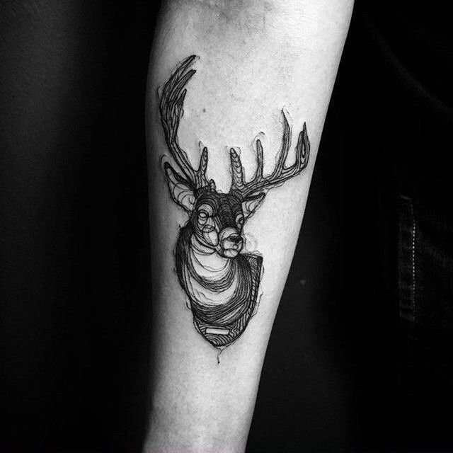 sức hút khó cưỡng với mẫu tattoo hươu ở tay sức hút khó cưỡng với mẫu tattoo hươu ở tay