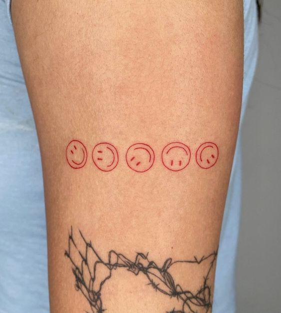 Gợi ý 500+ mẫu hình xăm mặt cười siêu hài hước - Genztattoo