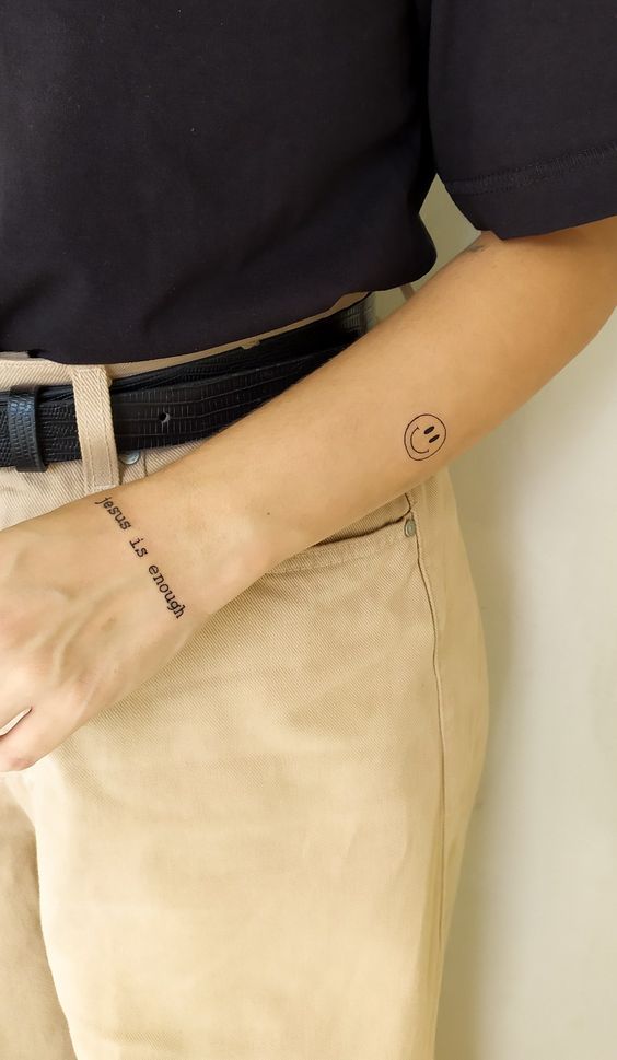 Gợi ý 500+ mẫu hình xăm mặt cười siêu hài hước - Genztattoo