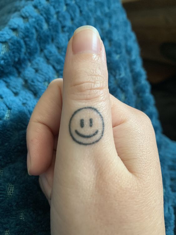 Gợi ý 500+ mẫu hình xăm mặt cười siêu hài hước - Genztattoo