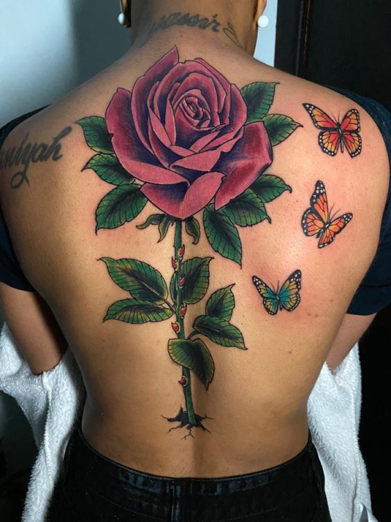 hình xăm hoa hồng kết hợp với con bướm cho khách hàng tatto hoa hồng kết hợp với bướm cho khách