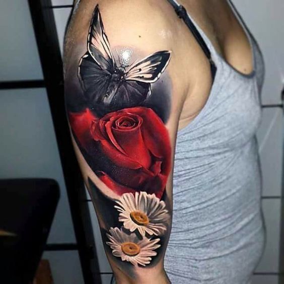 Hình xăm hoa hồng đỏ kết hợp với con bướm sống động cho khách hàng hình xăm hoa hồng đỏ kết hợp với bướm sống động cho khách