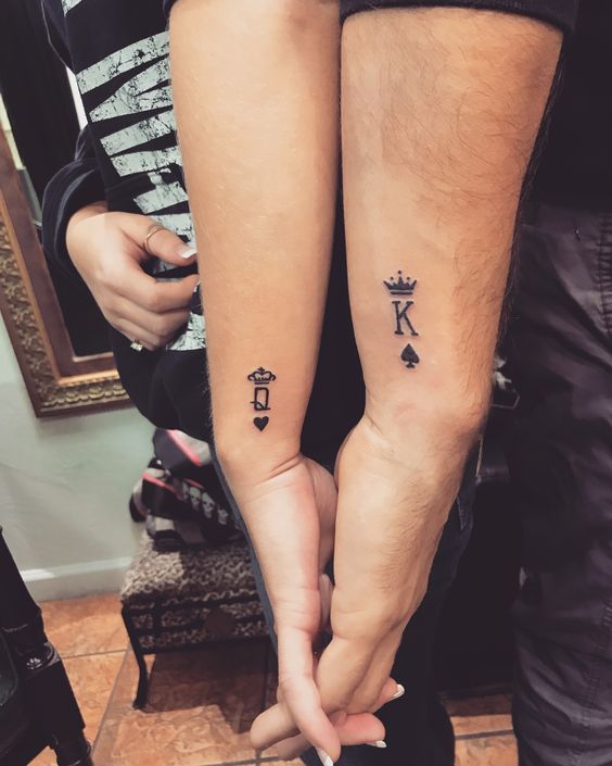 hình xăm lá bài mini cho cặp đôi Top 600+ hình xăm couple siêu ngầu và cá tính - Genztattoo