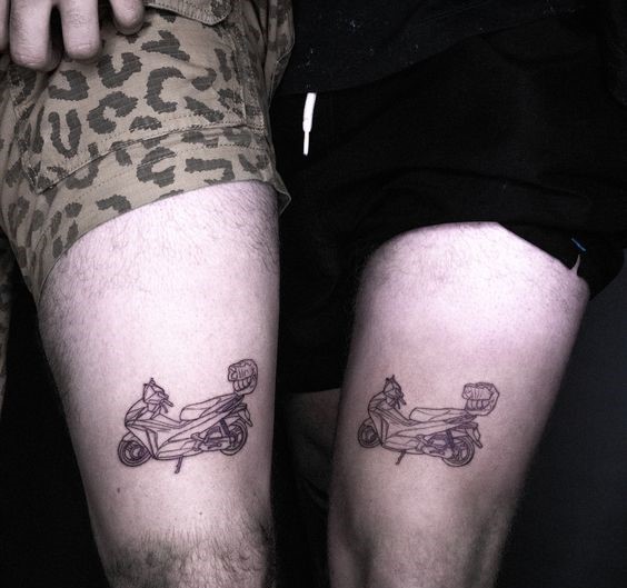 hình xăm xe máy đôi ở đùi Top 600+ hình xăm couple siêu ngầu và cá tính - Genztattoo