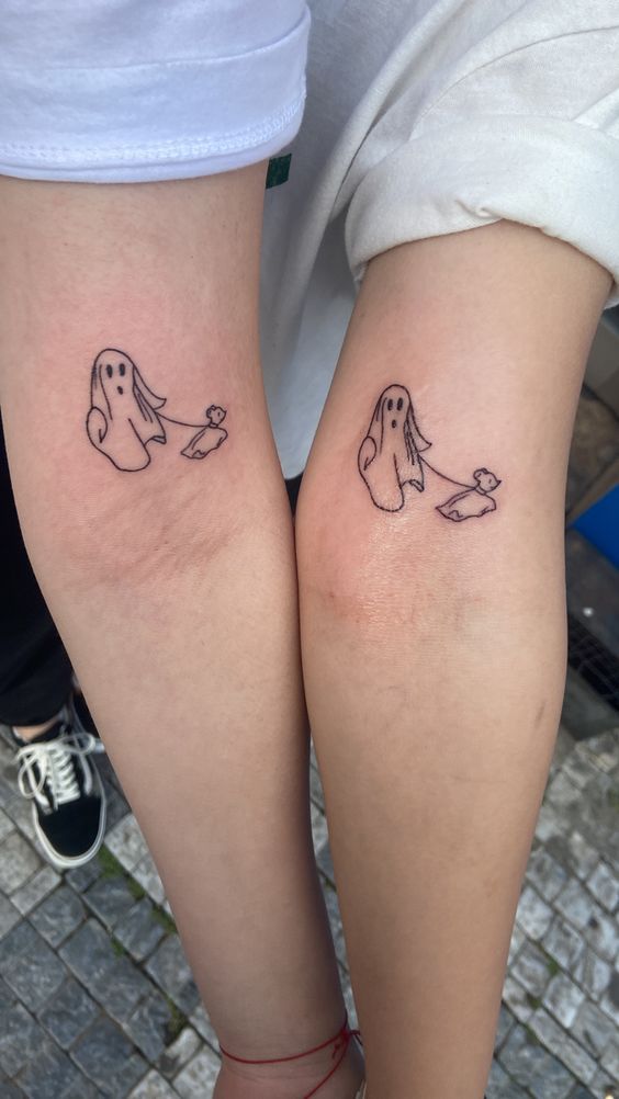 hình xăm ma siêu dễ thương trên cánh tay cho cặp đôi Top 600+ hình xăm couple siêu ngầu và cá tính - Genztattoo