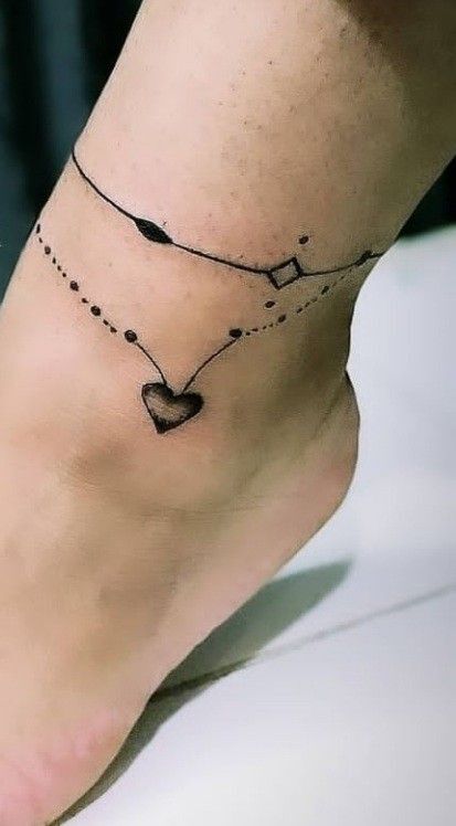 tattoo lắc chân hình trái tim ý nghĩa