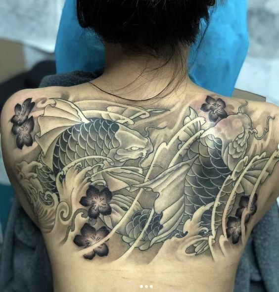 hình xăm cặp cá chép kết hợp hoa anh đào đơn sắc hình xăm cặp cá chép kết hợp hoa anh đào đơn sắc