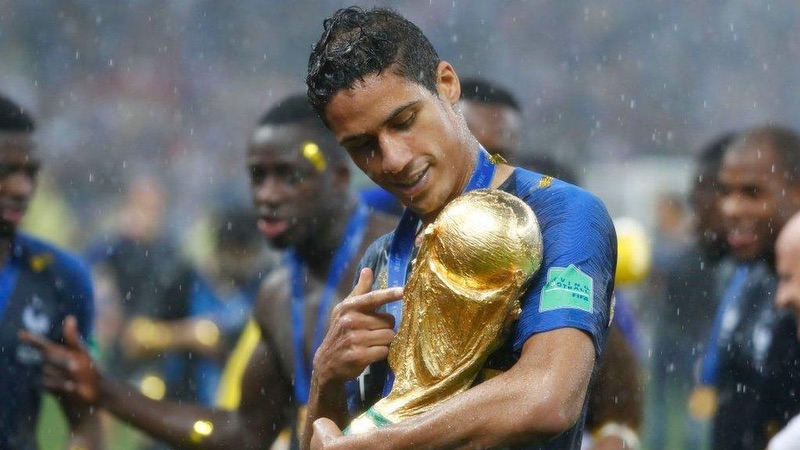 Không sai khi cầu thủ Raphael Varane được coi là thần đồng