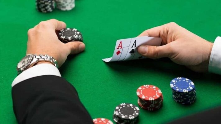 TOP 6 Bí Quyết Chơi Poker Hiệu Quả Từ Các Chuyên Gia