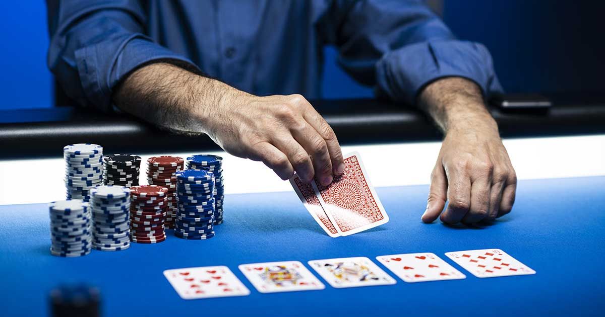 Hành động trong Hold'em và Omaha Poker | Natural8