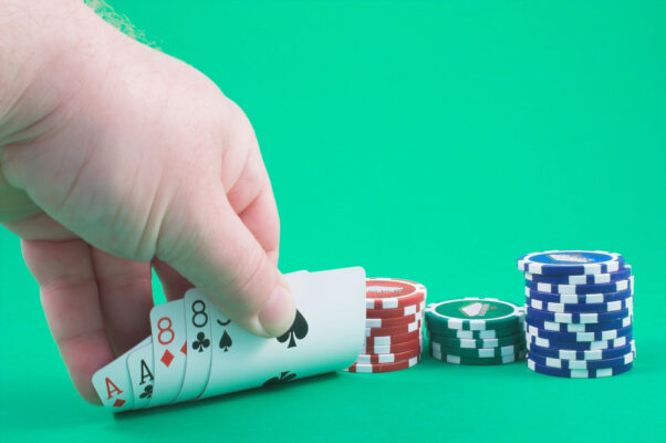 Tải Sunwin – Phân biệt poker và poker dễ dàng và đơn giản