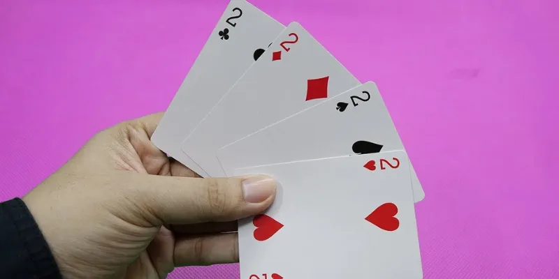 Tìm hiểu vai trò của chú lợn đỏ trong trò chơi Tiến Lên