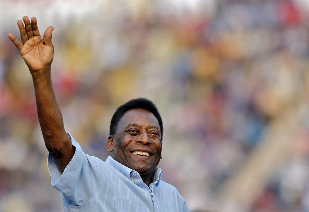 Truyền thông quốc tế ca ngợi sự nghiệp của Pelé là 'vua bóng đá' | Báo Nhân Dân