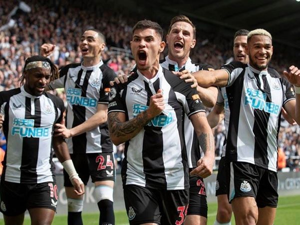 Tổng Quan Câu Lạc Bộ Newcastle - CLB Bóng Đá Thành Công Của Anh