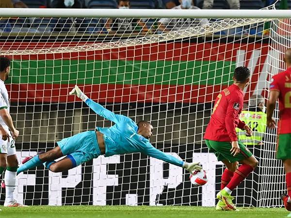 Ghi 5 bàn gọi là gì? Repoker trong bóng đá