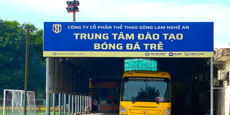 Trung tâm đào tạo bóng đá trẻ SLNA