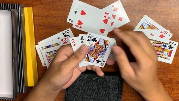 Cách Chia Bài Liêng Bịp - Bí Kíp Đơn Giản Để Thắng Lớn