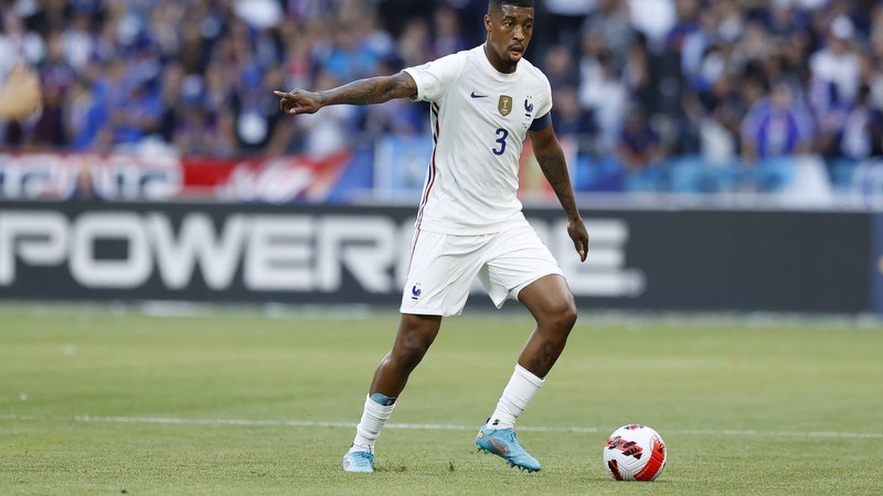 Với tuyển Pháp, cái tên này cũng để lại ấn tượng Cầu thủ Presnel Kimpembe - Niềm tự hào PSG và chấn thương